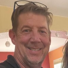 Daniel Baur Headshot